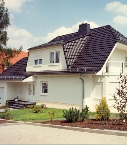  E 81 (Cosmo 12)